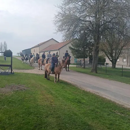 Camping 1 Insolite Sur A La Ferme *